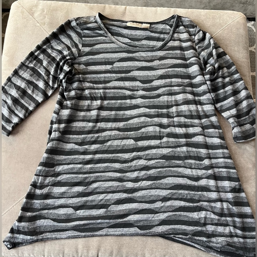 Art And Soul Black and Gray Striped Top